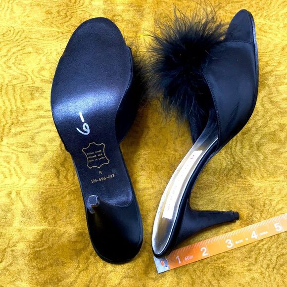 VTG VICTORIAS SECRET HEELS SLIPPERS - Picture 8 of 8